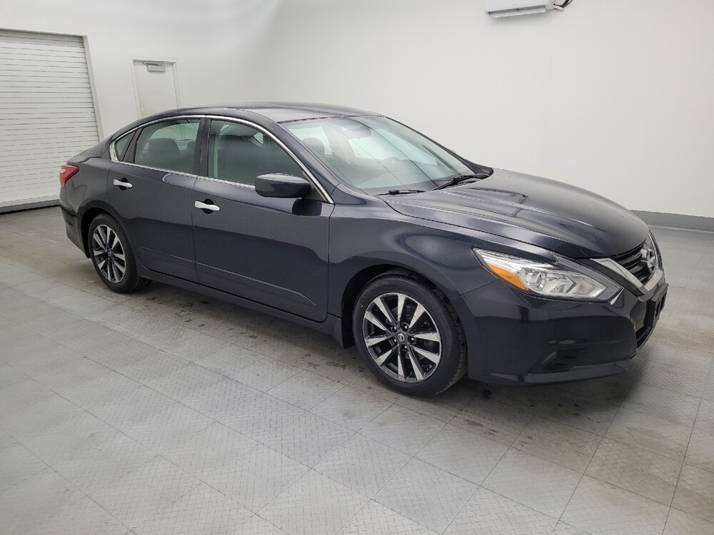 2016 Nissan Altima in Columbus, OH 43231 - 18084986 11