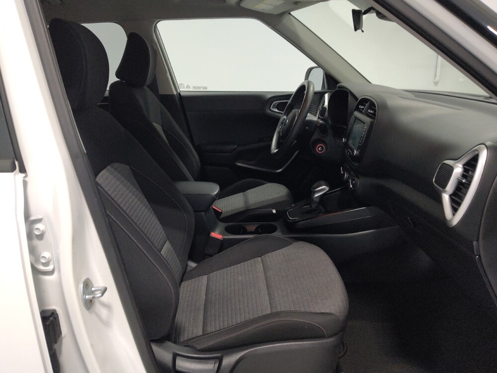 2020 Kia Soul in Columbus, OH 43231 - 18084987 21