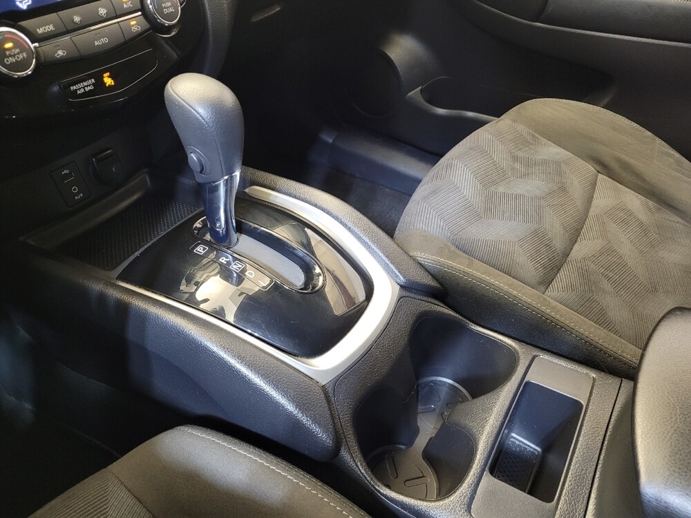 2015 Nissan Rogue in Cincinnati, OH 45255 - 18084988 26