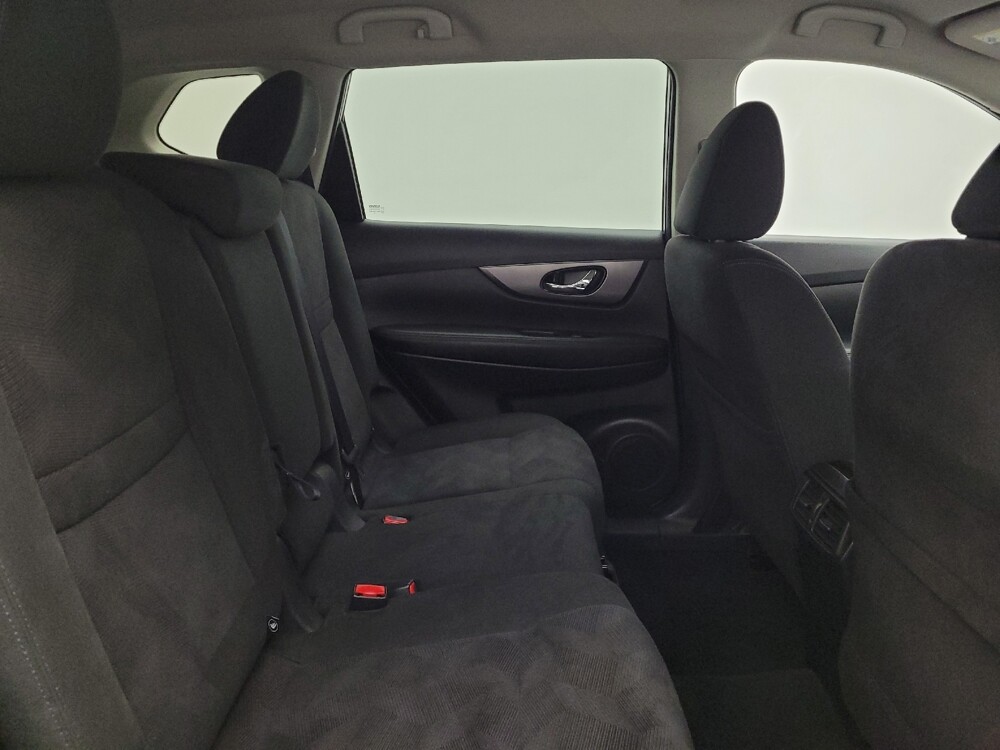 2015 Nissan Rogue in Cincinnati, OH 45255 - 18084988 19