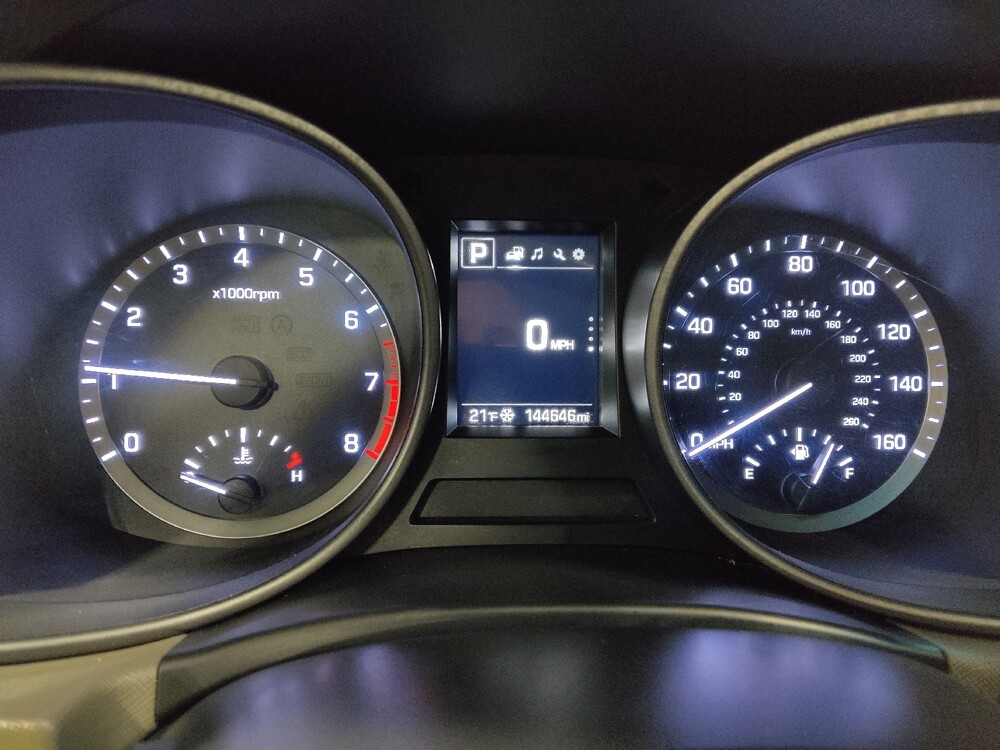 2018 Hyundai Santa Fe in Columbus, OH 43231 - 18084989 23