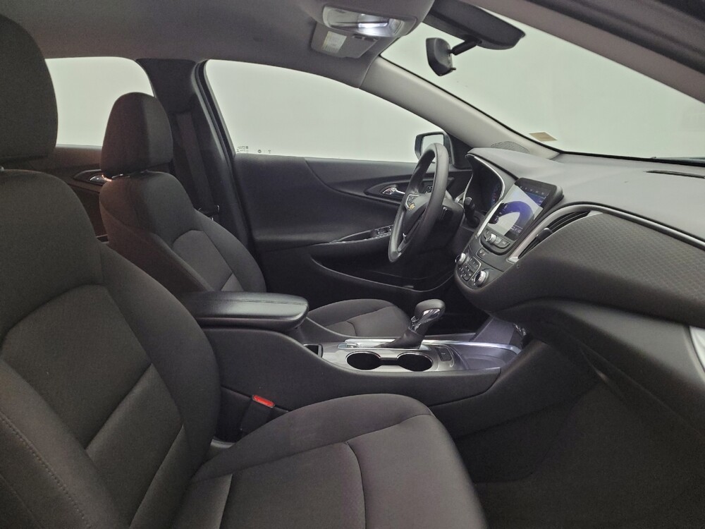 2022 Chevrolet Malibu in Toledo, OH 43617 - 18084990 21