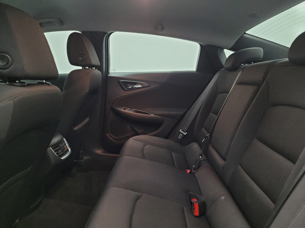 2022 Chevrolet Malibu in Toledo, OH 43617 - 18084990 18