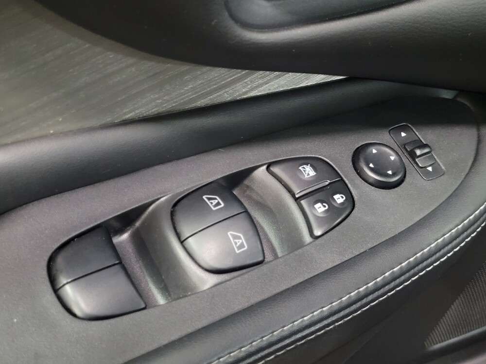 2017 Nissan Murano in Temple Hills, MD 20746 - 18085001 27