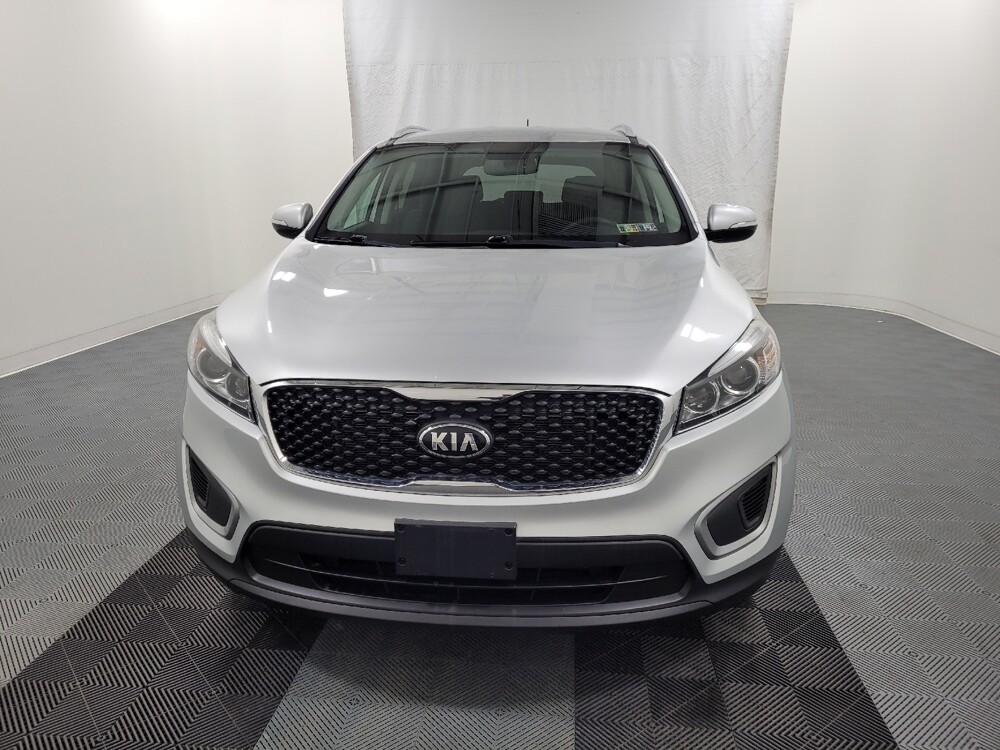 2017 Kia Sorento in Pittsburgh, PA 15236 - 18085003 15