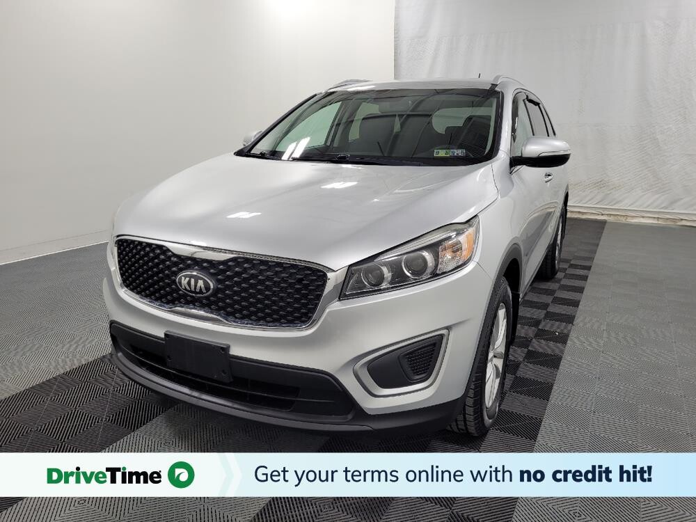 2017 Kia Sorento in Pittsburgh, PA 15236 - 18085003