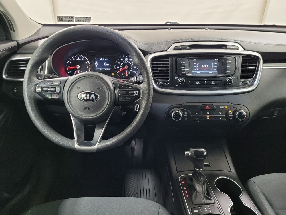 2017 Kia Sorento in Pittsburgh, PA 15236 - 18085003 22