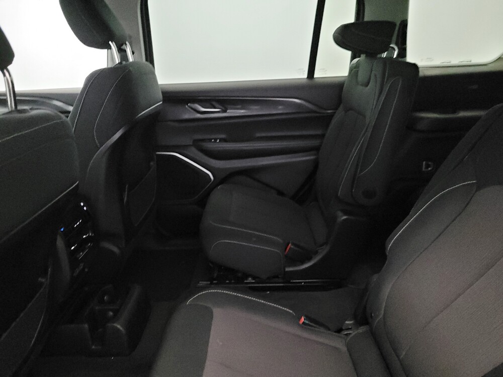 2022 Jeep Grand Cherokee L in Glen Burnie, MD 21061 - 18085004 18