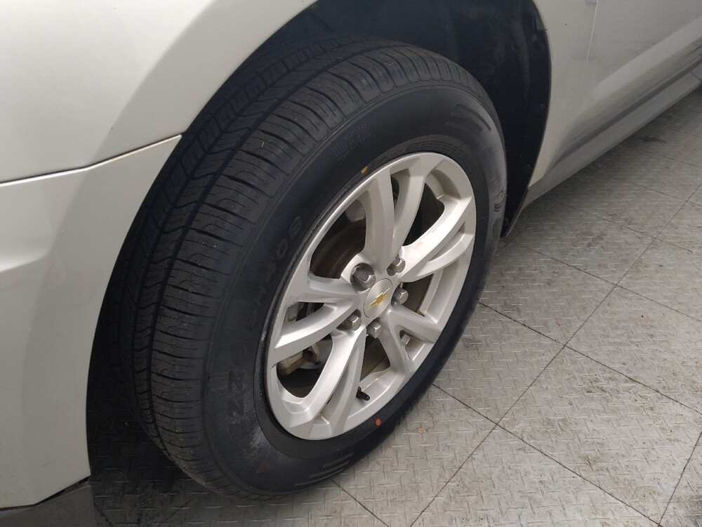 2016 Chevrolet Equinox in Wichita, KS 67207 - 18085006 31