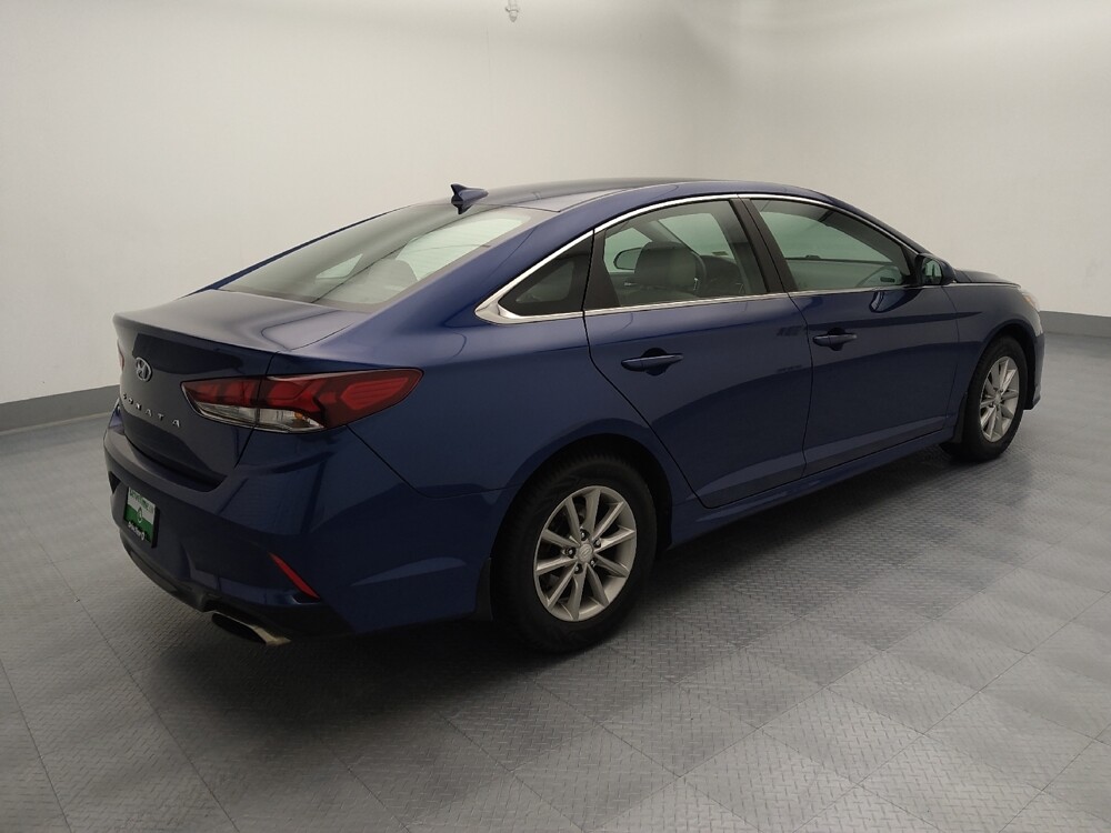 2019 Hyundai Sonata in Gladstone, MO 64118 - 18085009 10