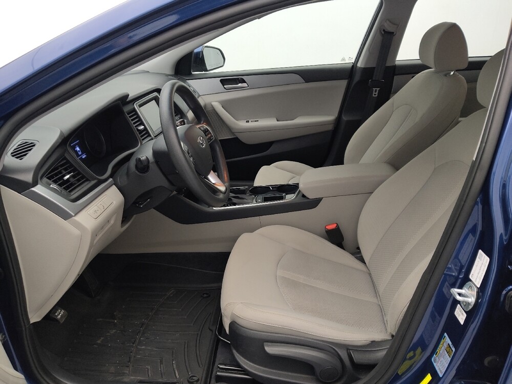 2019 Hyundai Sonata in Gladstone, MO 64118 - 18085009 17