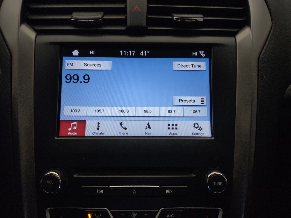 2018 Ford Fusion in Gladstone, MO 64118 - 18085010 25