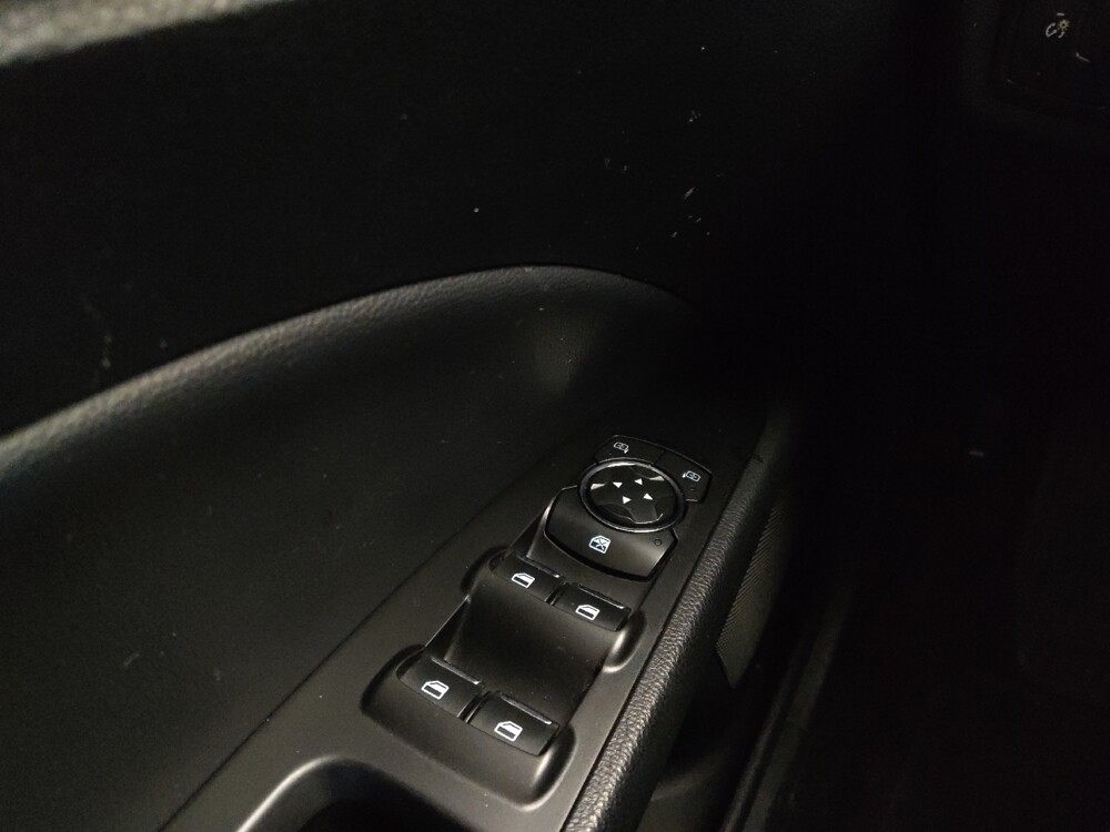 2018 Ford Fusion in Gladstone, MO 64118 - 18085010 27