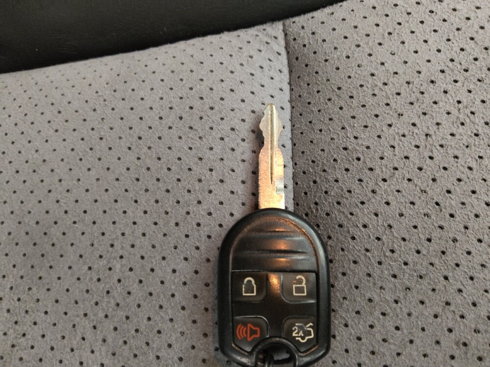 2013 Ford Edge in Des Moines, IA 50310 - 18085011 32