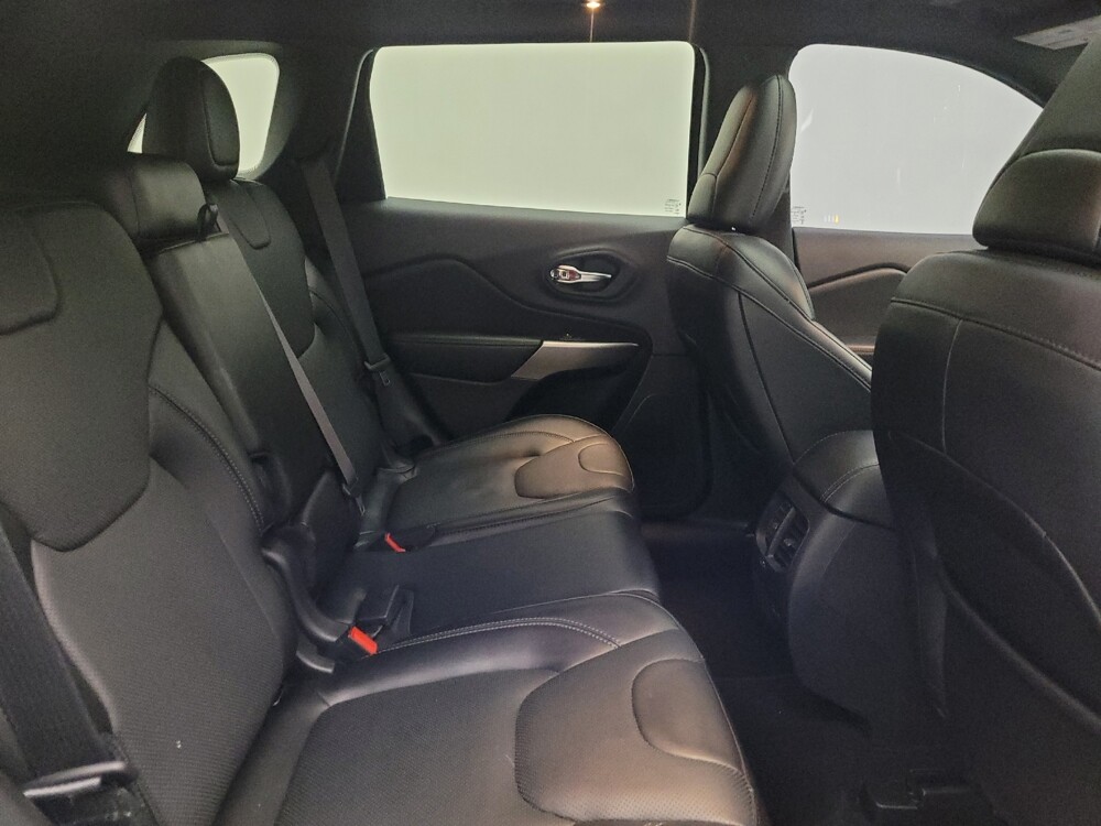 2021 Jeep Cherokee in Des Moines, IA 50310 - 18085012 19