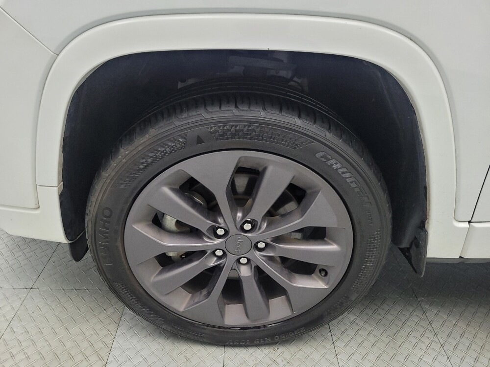 2021 Jeep Cherokee in Des Moines, IA 50310 - 18085012 31