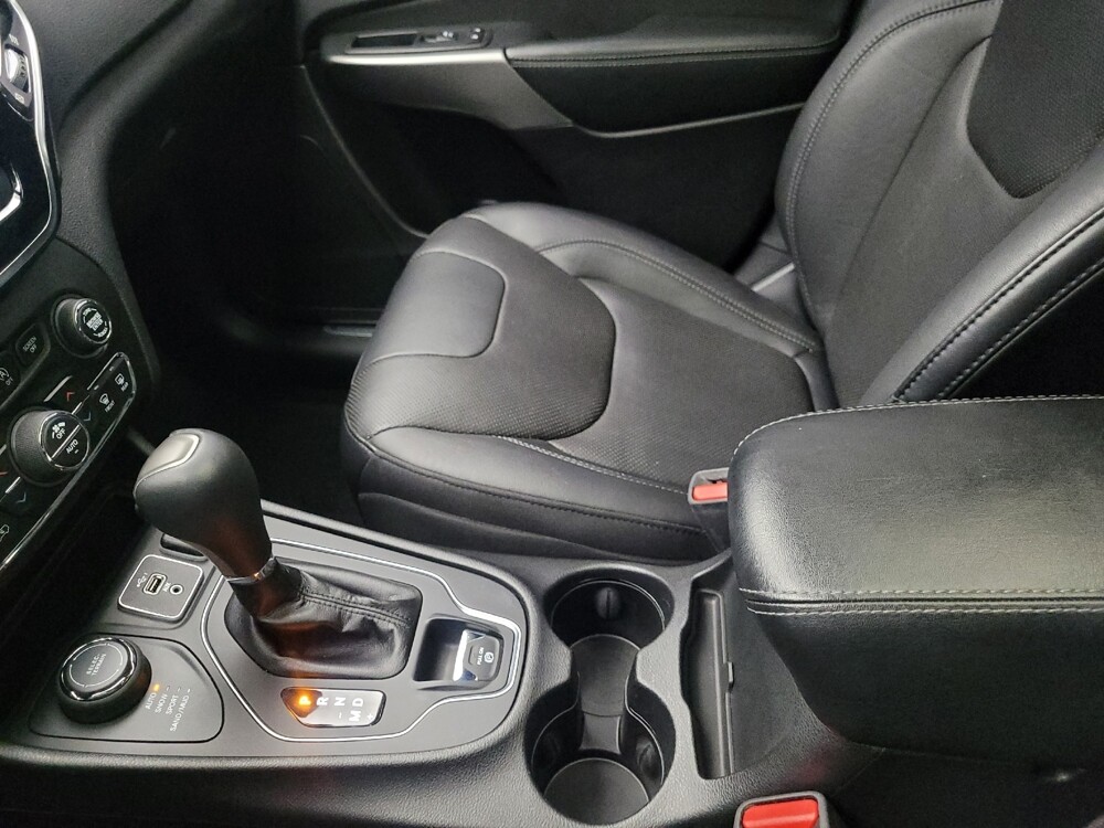 2021 Jeep Cherokee in Des Moines, IA 50310 - 18085012 26