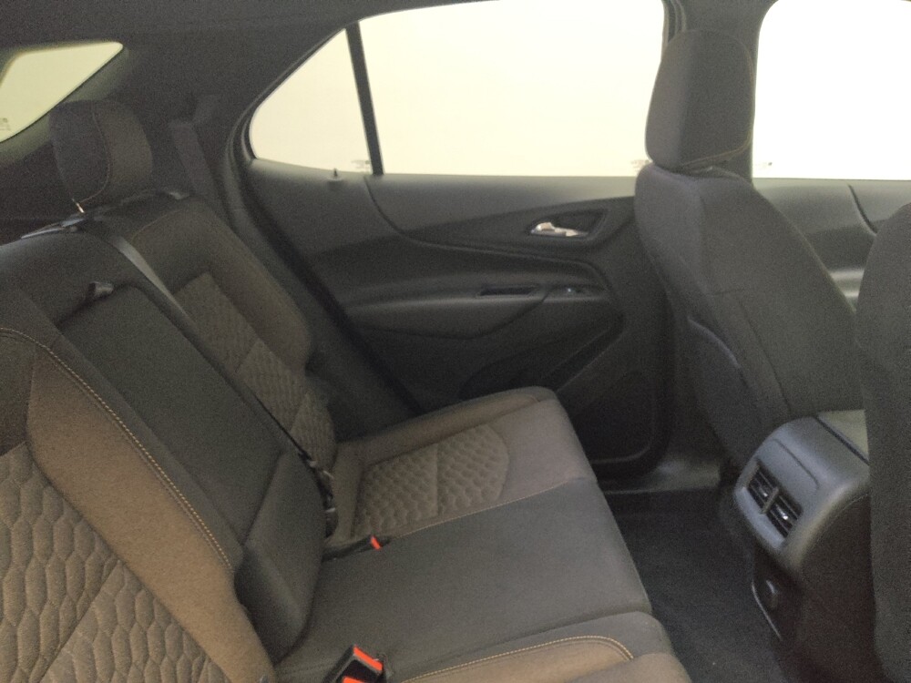 2018 Chevrolet Equinox in St. Louis, MO 63125 - 18085014 19