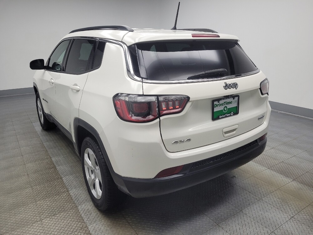 2017 Jeep Compass in Indianapolis, IN 46219 - 18085021 5