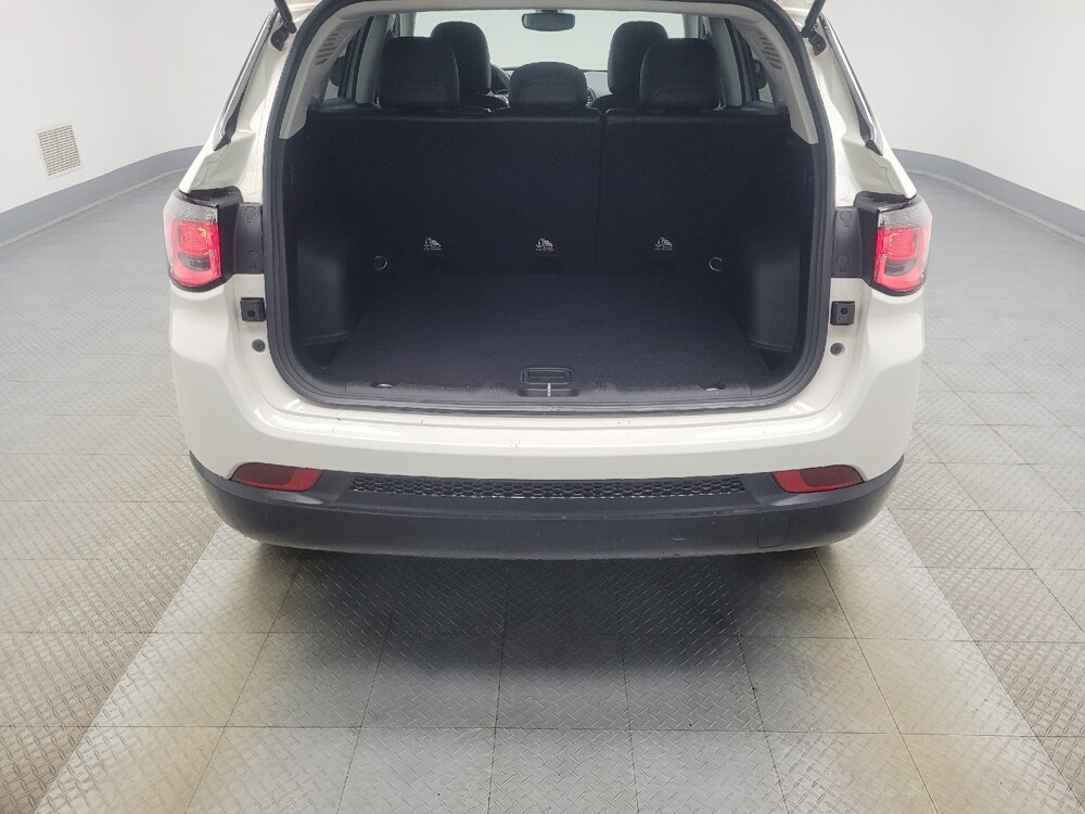 2017 Jeep Compass in Indianapolis, IN 46219 - 18085021 29