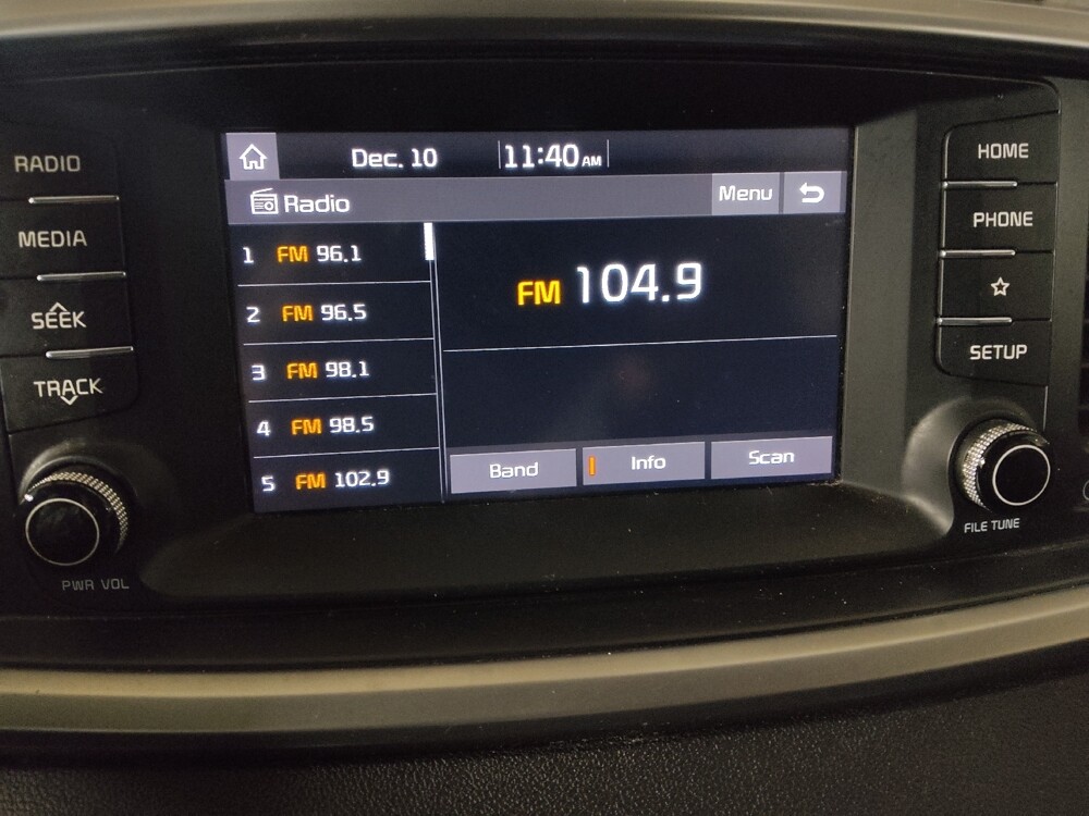 2019 Kia Sorento in Athens, GA 30606 - 18085023 25