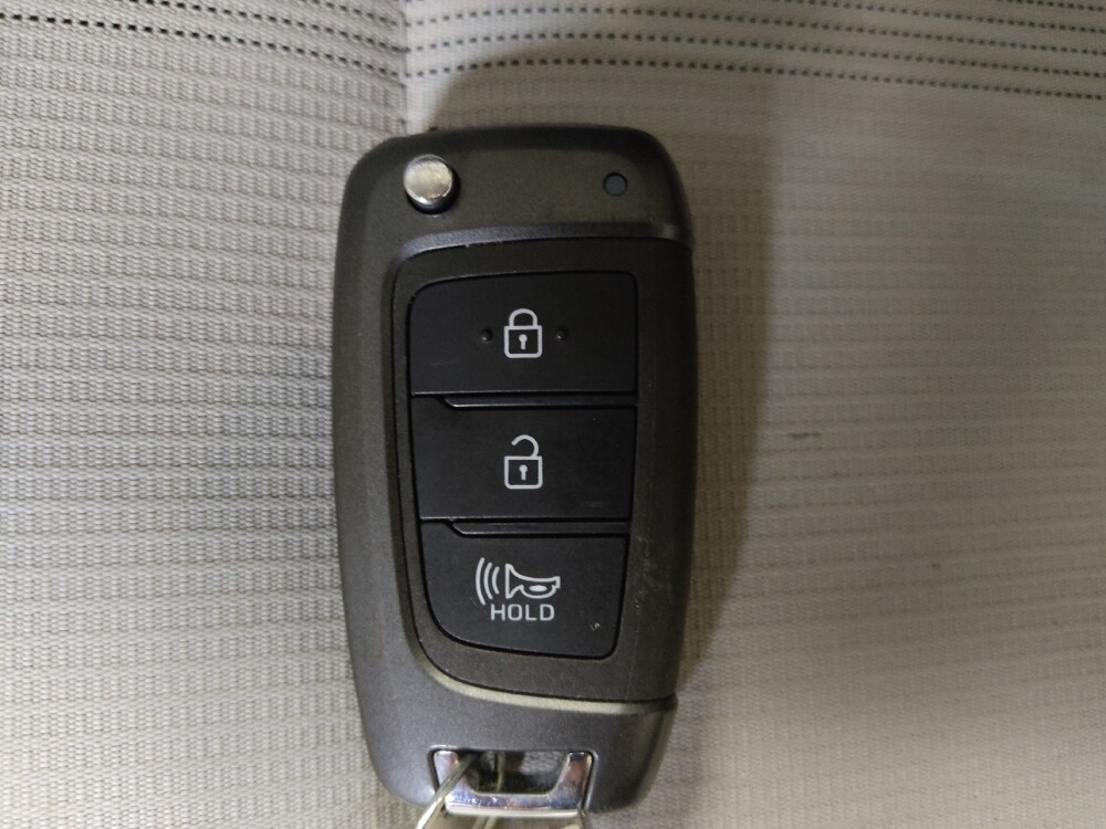 2021 Hyundai Venue in Tampa, FL 33612 - 18085024 32