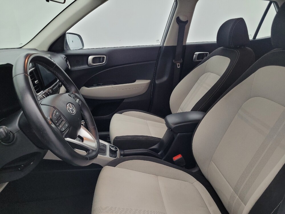 2021 Hyundai Venue in Tampa, FL 33612 - 18085024 17