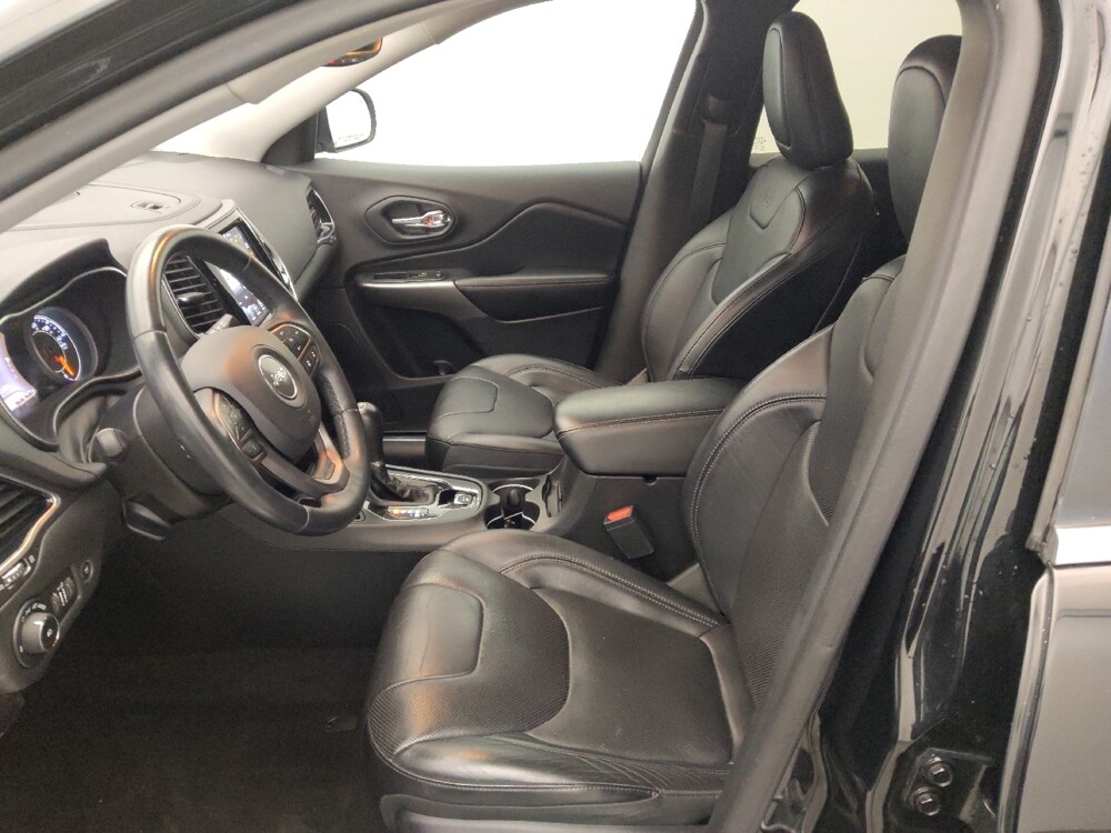 2019 Jeep Cherokee in Houston, TX 77060 - 18085025 17