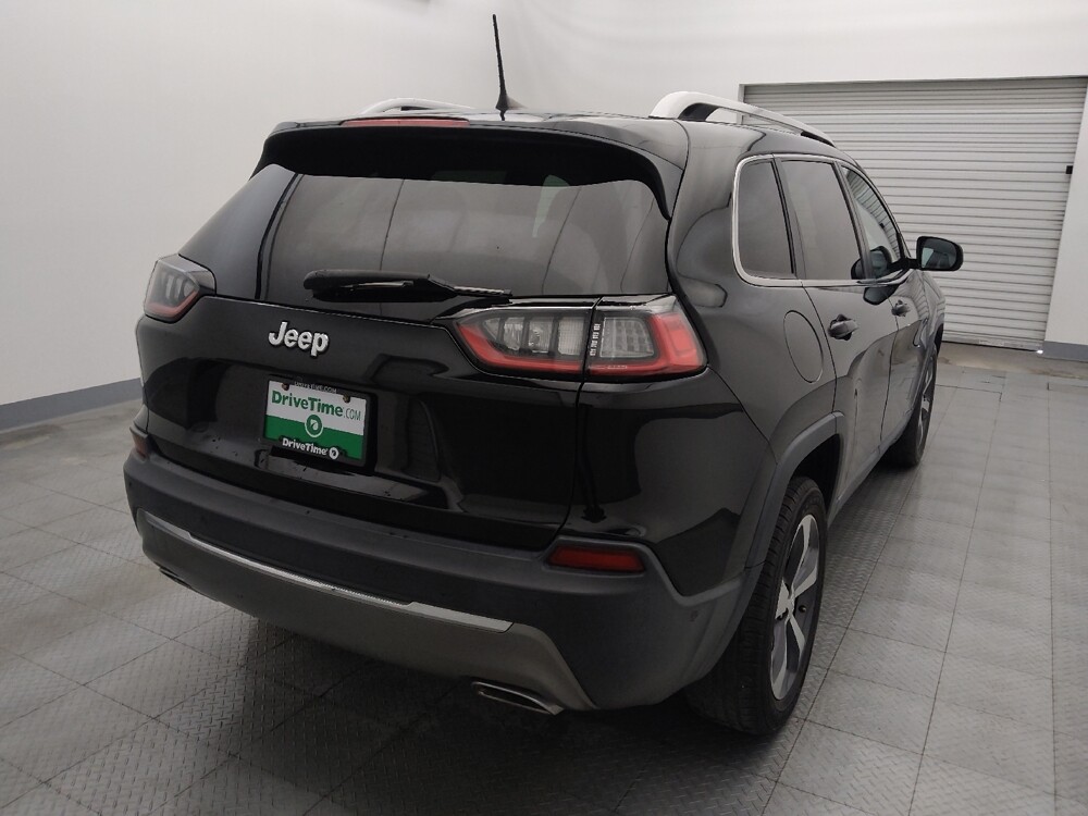 2019 Jeep Cherokee in Houston, TX 77060 - 18085025 7