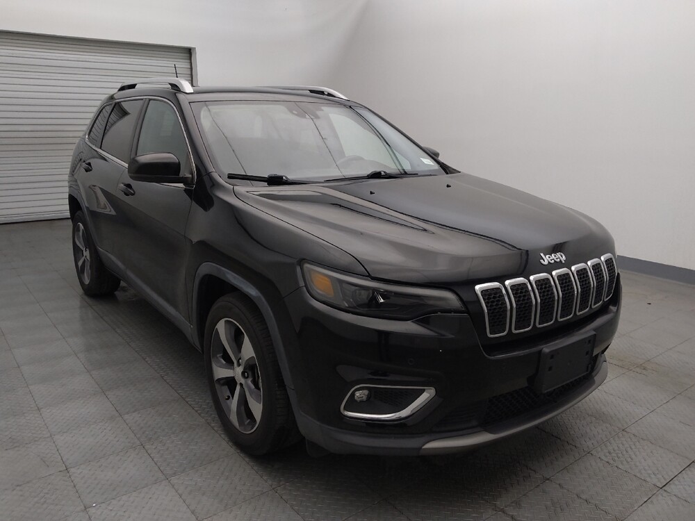 2019 Jeep Cherokee in Houston, TX 77060 - 18085025 13