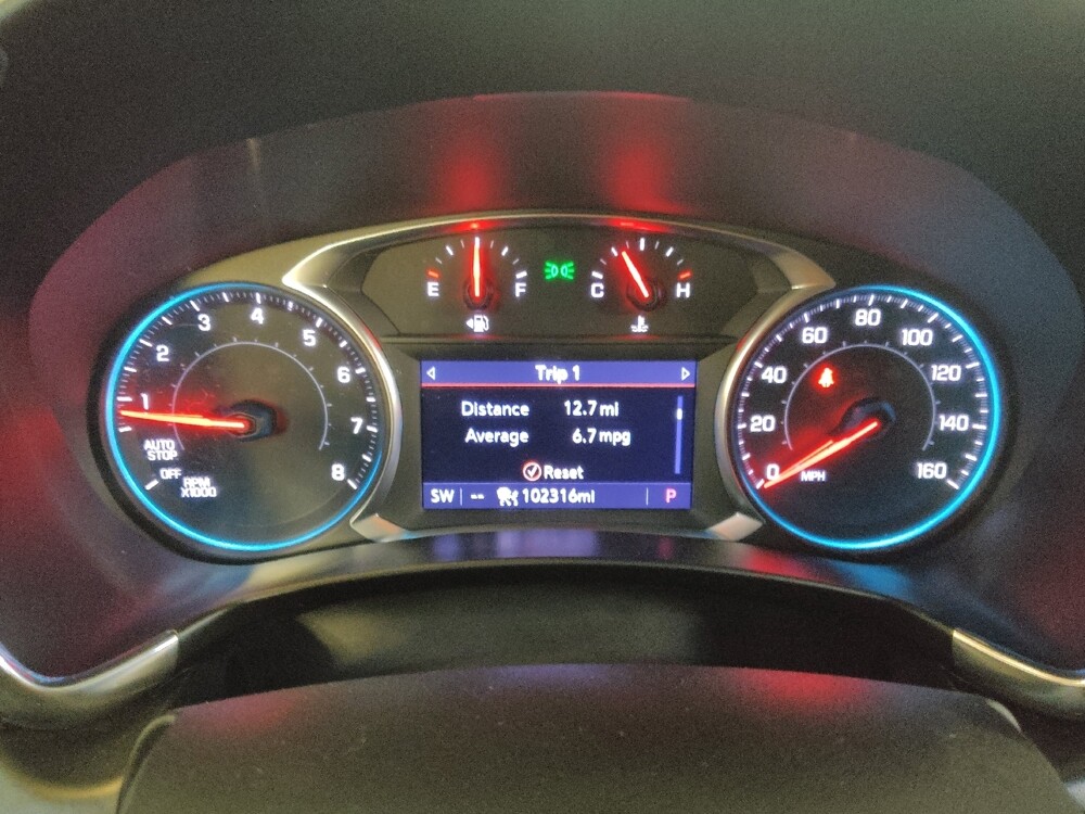 2020 Chevrolet Equinox in Greenville, SC 29607 - 18085027 23