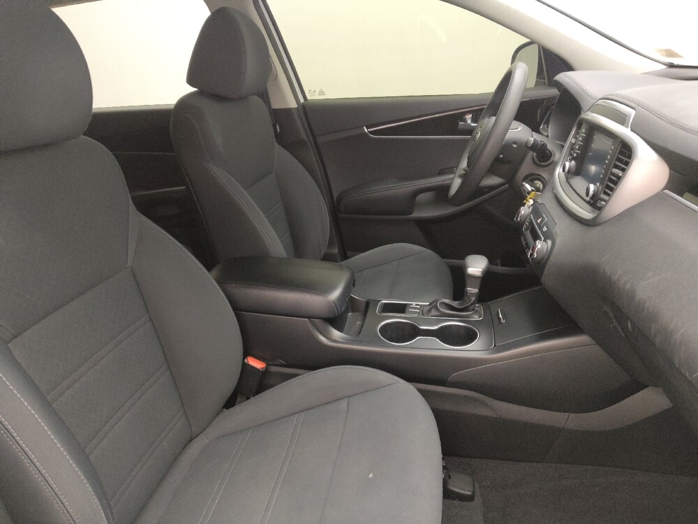 2019 Kia Sorento in Gainesville, FL 32609 - 18085028 21