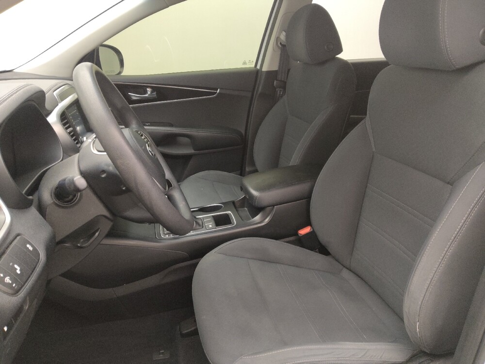 2019 Kia Sorento in Gainesville, FL 32609 - 18085028 17