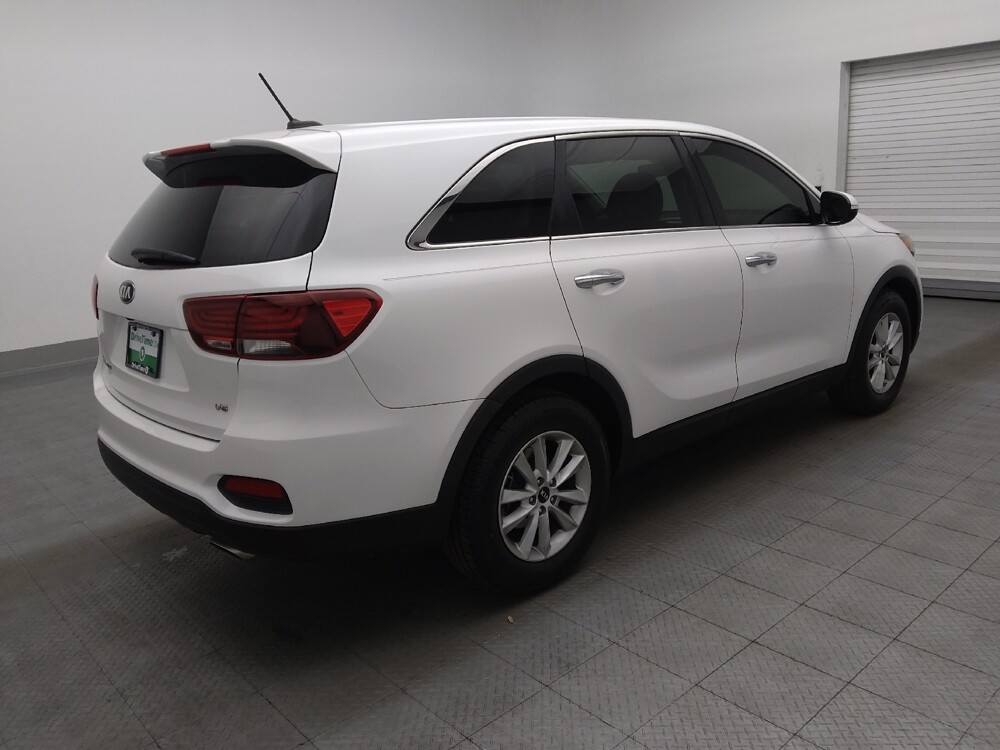 2019 Kia Sorento in Gainesville, FL 32609 - 18085028 10