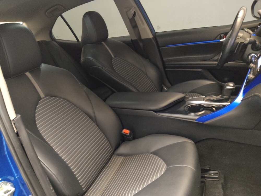 2020 Toyota Camry in Marietta, GA 30062 - 18085030 21