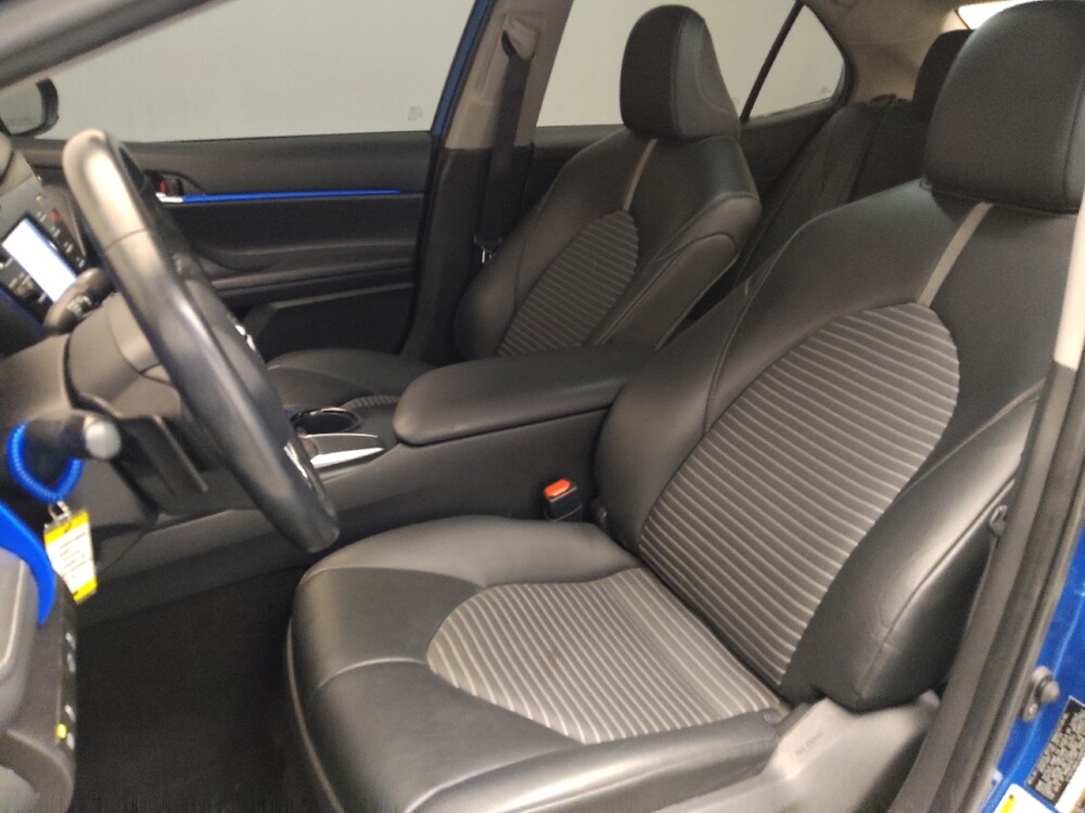 2020 Toyota Camry in Marietta, GA 30062 - 18085030 17