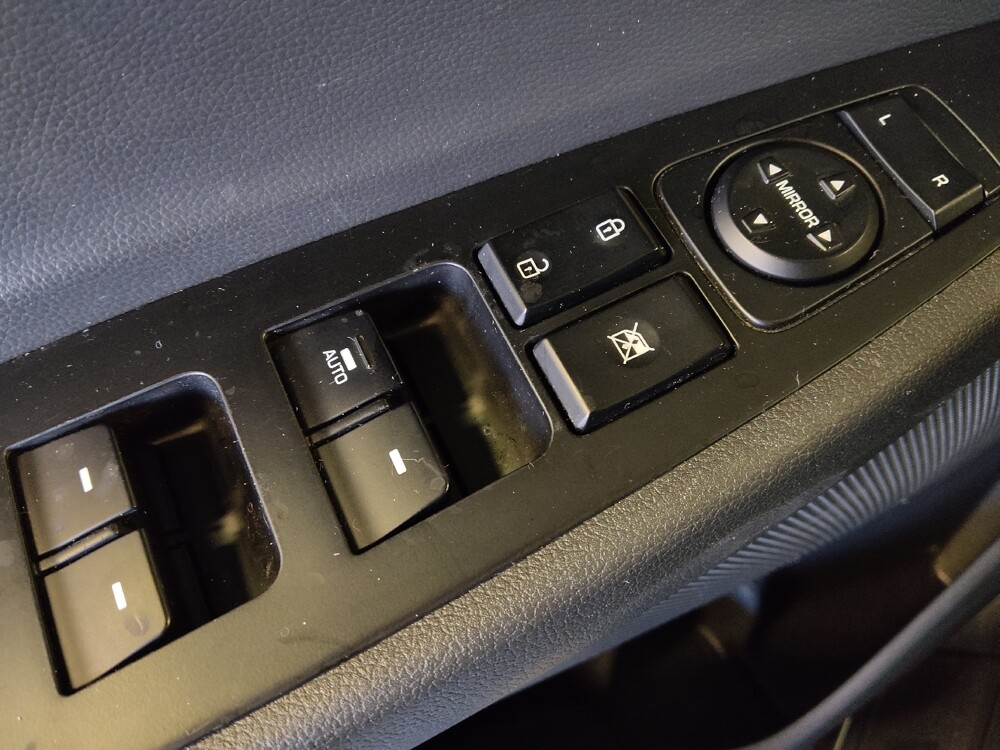 2017 Hyundai Tucson in Houston, TX 77060 - 18085031 27