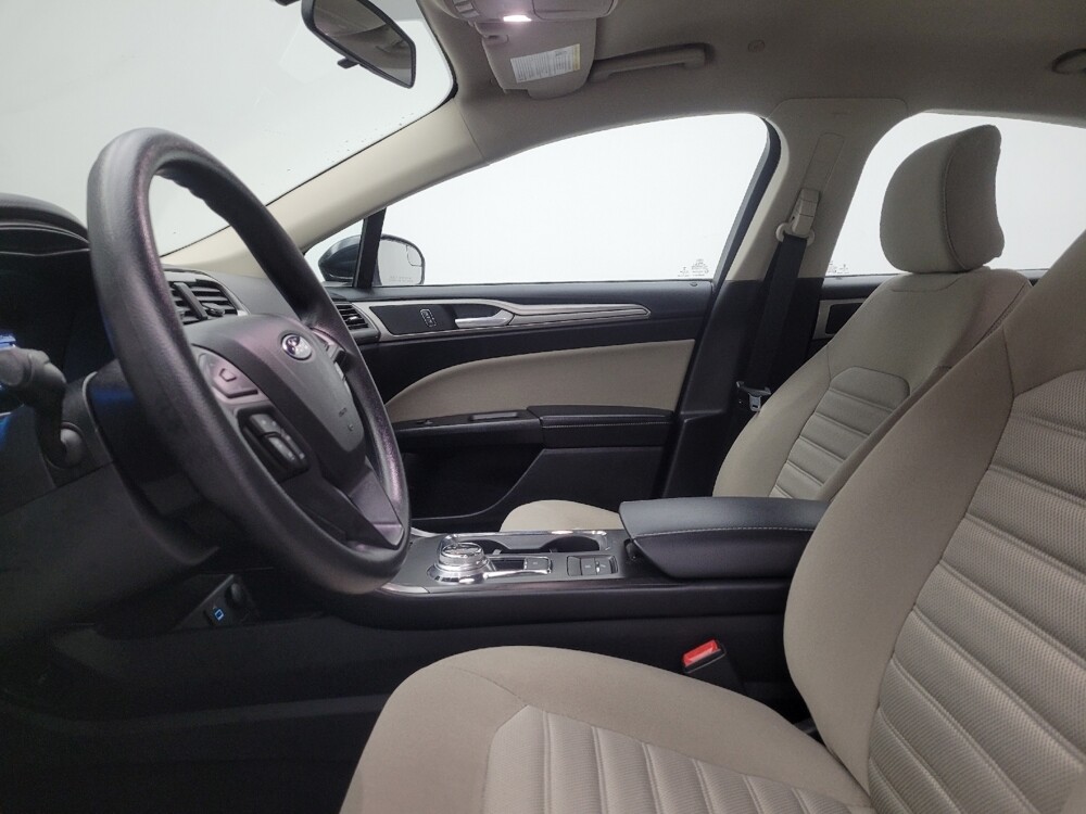 2017 Ford Fusion in Louisville, KY 40258 - 18085033 17