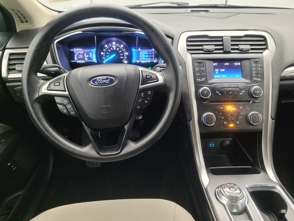 2017 Ford Fusion in Louisville, KY 40258 - 18085033 22