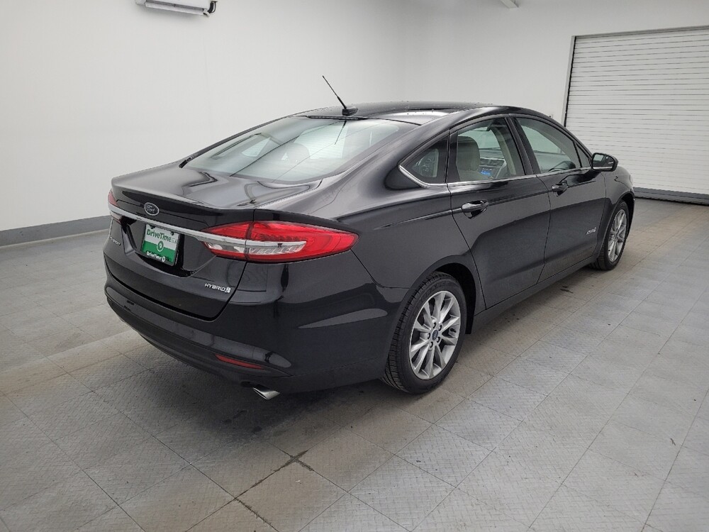 2017 Ford Fusion in Louisville, KY 40258 - 18085033 9
