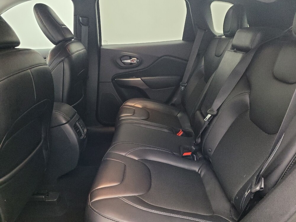 2019 Jeep Cherokee in Jacksonville, FL 32225 - 18085037 18