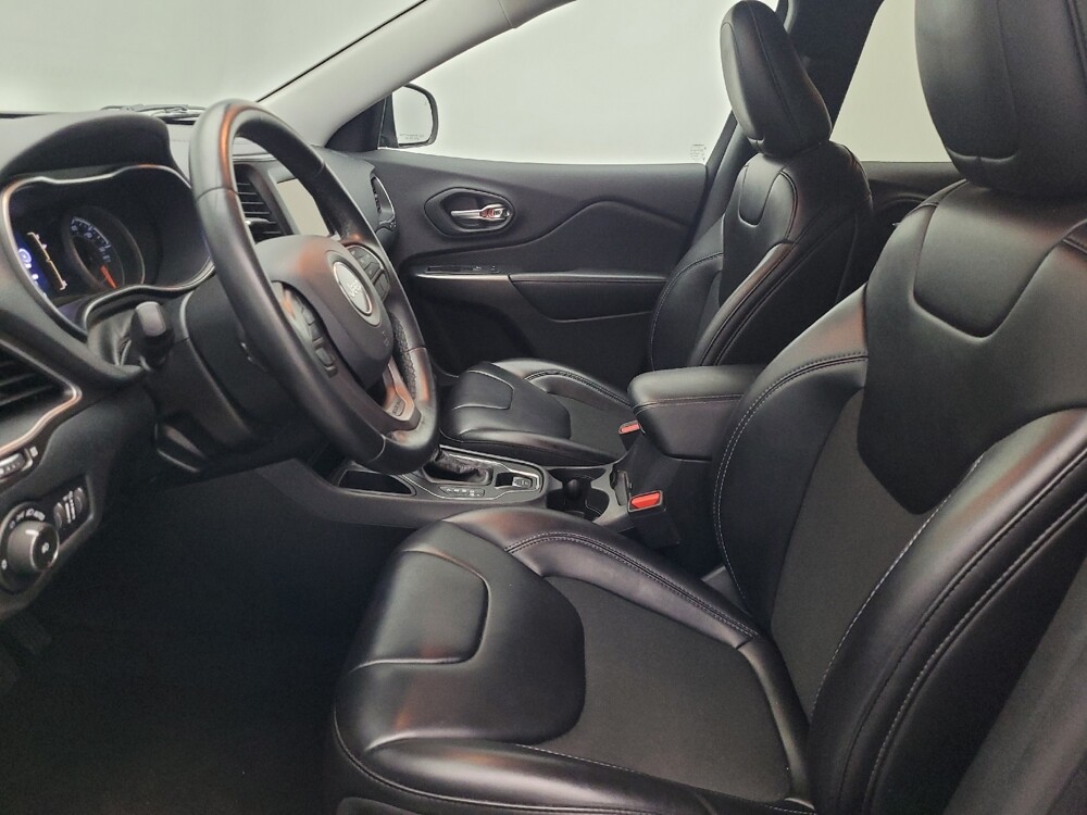 2019 Jeep Cherokee in Jacksonville, FL 32225 - 18085037 17