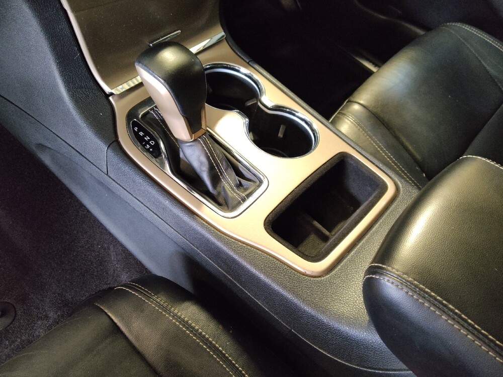 2017 Jeep Grand Cherokee in West Palm Beach, FL 33409 - 18085046 26