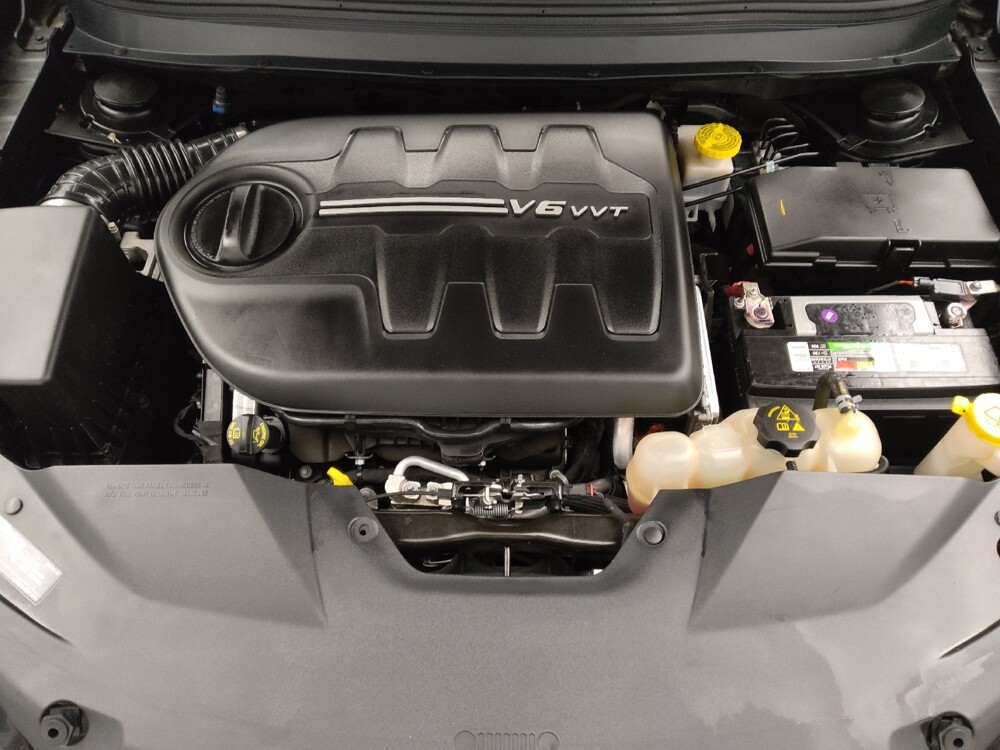 2019 Jeep Cherokee in Lakewood, CO 80215 - 18085049 30