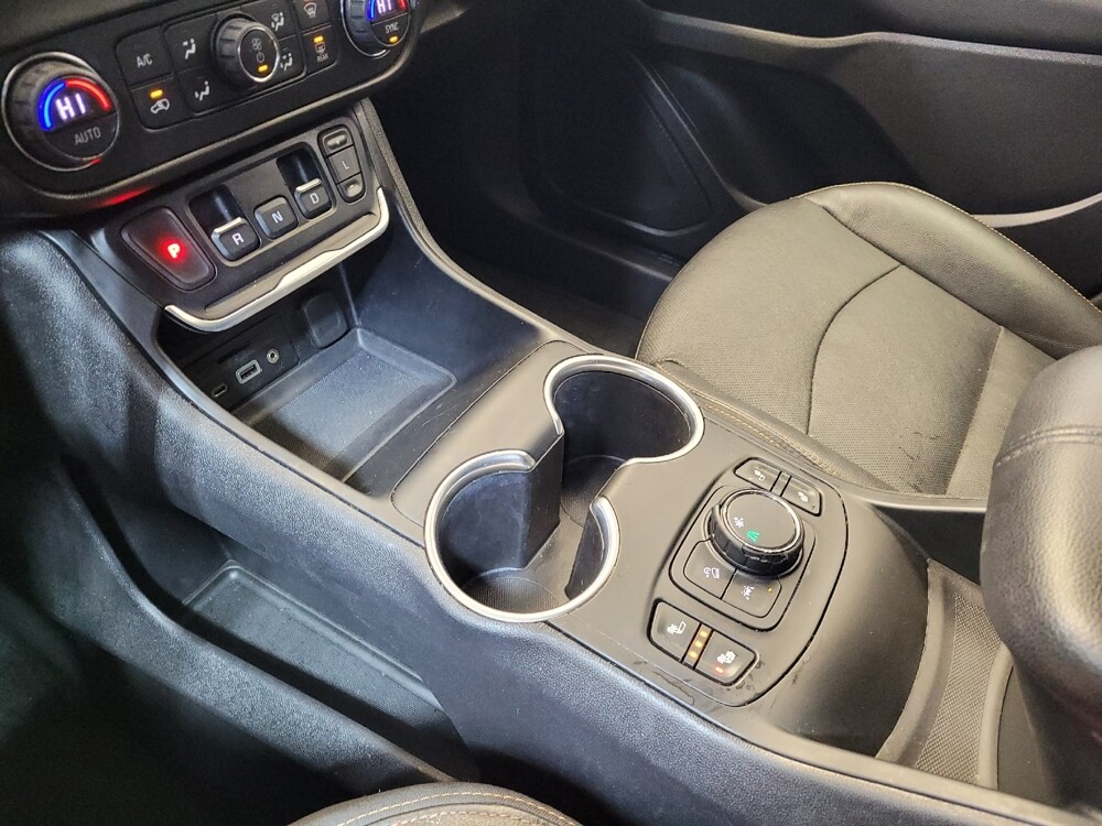 2020 GMC Terrain in Louisville, KY 40258 - 18085051 26