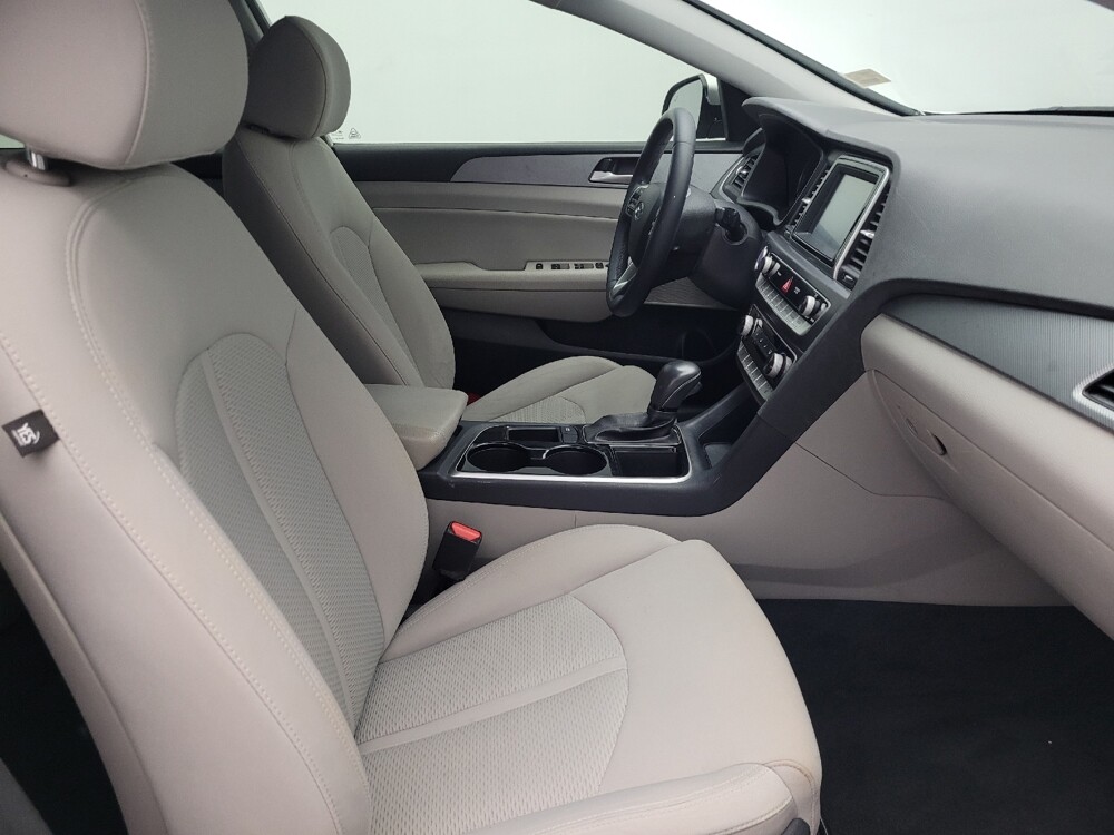 2018 Hyundai Sonata in Jacksonville, FL 32225 - 18085054 21