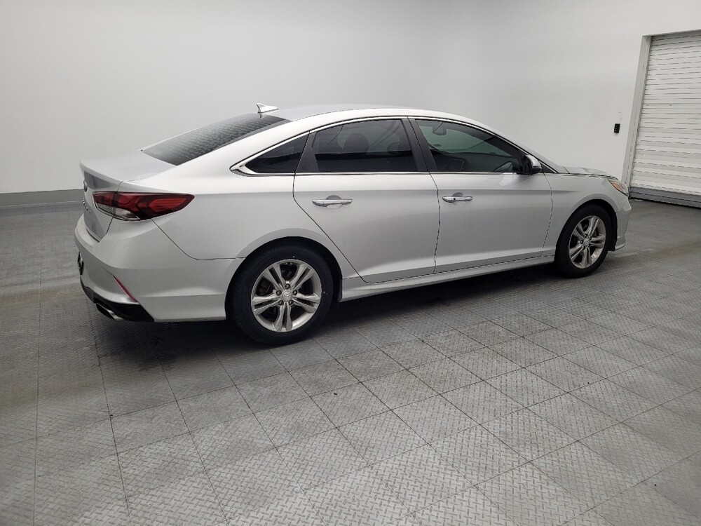 2018 Hyundai Sonata in Jacksonville, FL 32225 - 18085054 10