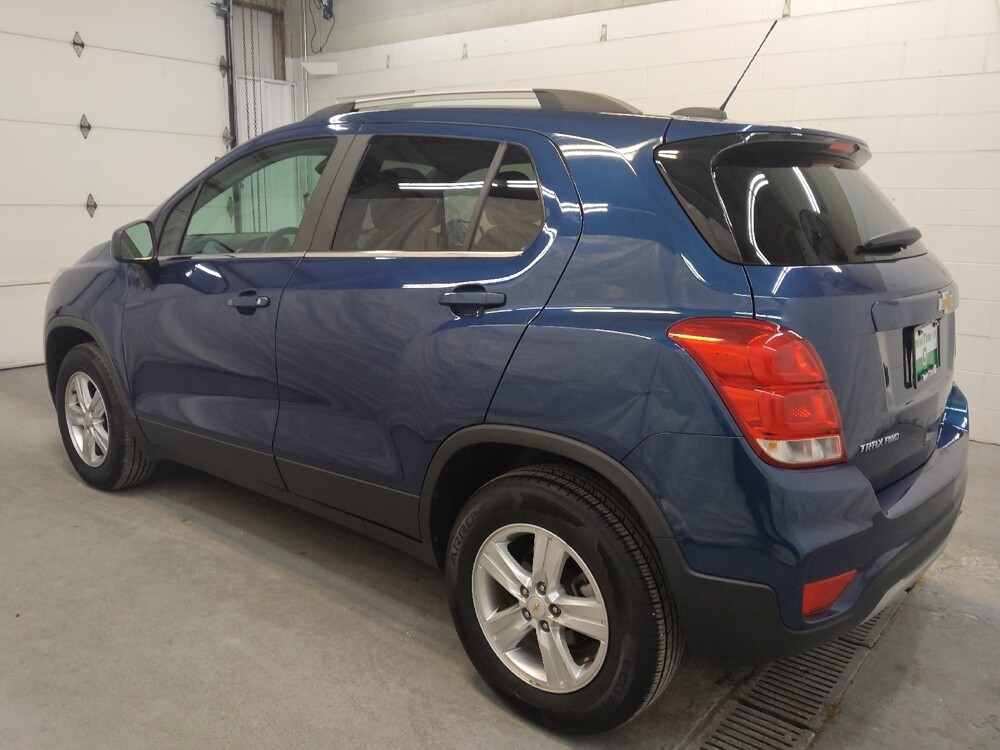 2020 Chevrolet Trax in Cincinnati, OH 45255 - 18085056 3