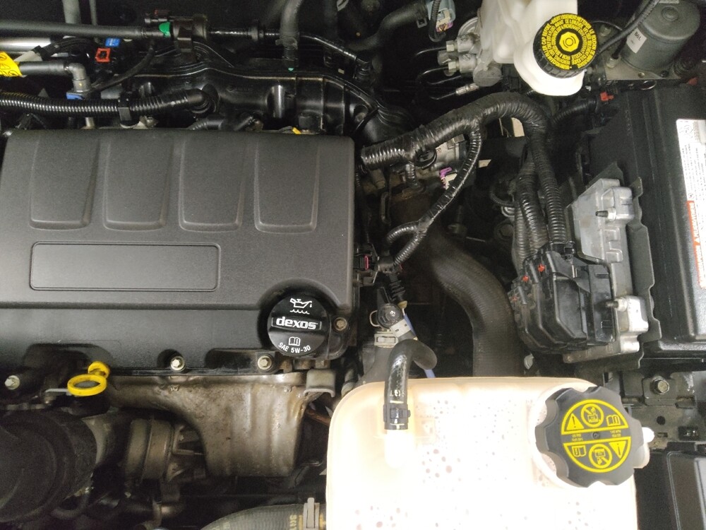 2020 Chevrolet Trax in Cincinnati, OH 45255 - 18085056 30