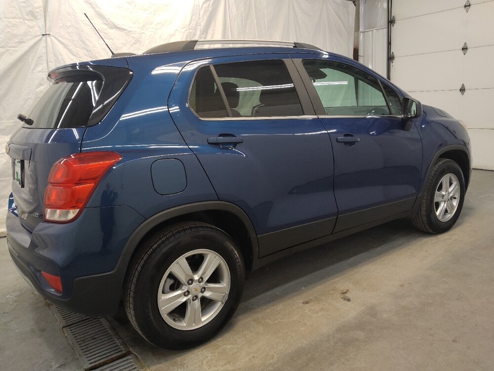 2020 Chevrolet Trax in Cincinnati, OH 45255 - 18085056 10